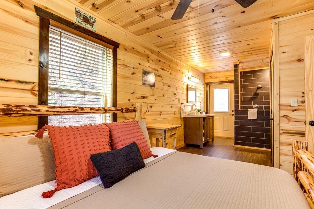 Route 66 Cabin Pigeon Forge Ruang foto